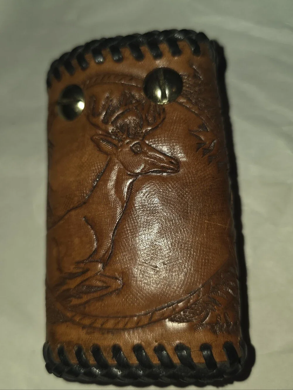New,Hand-Tooled Brown Leather Floral Deer Scene Key Holder with Black Trim